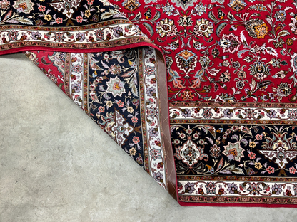 8'10"x12'11" Fine Hand-Knotted Wool & Silk Tabrize Rug