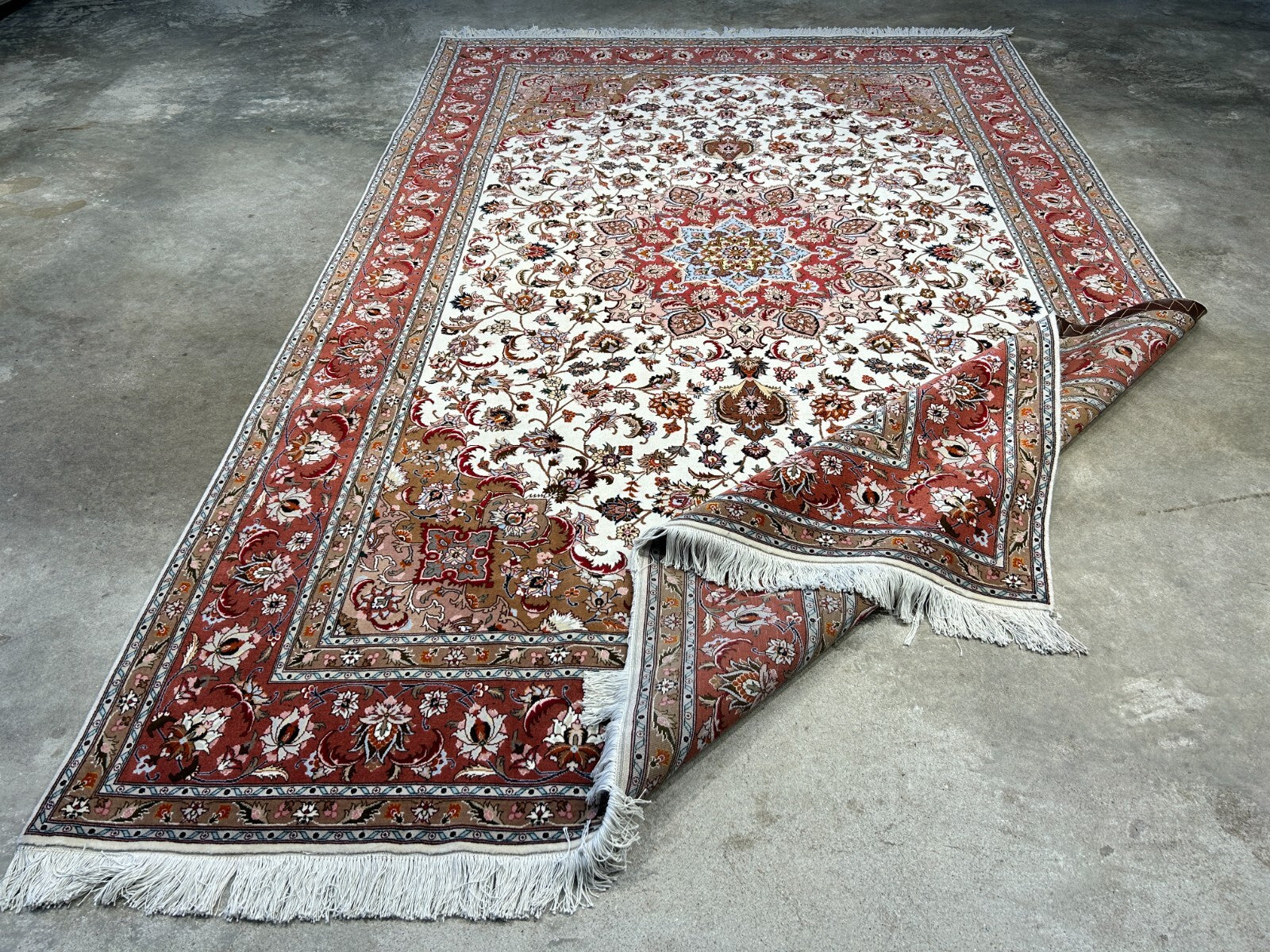 6'7"x10'1" Fine Hand-Knotted Wool & Silk Tabrize Rug - Area Carpet