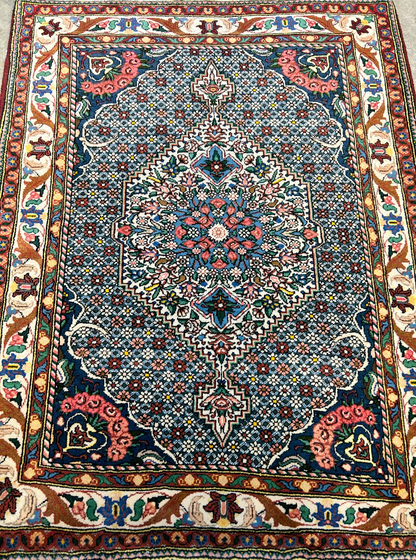 3'5"x5'2" Hand-Knotted 100% Lamb Wool Bakhtiarie Area Rug