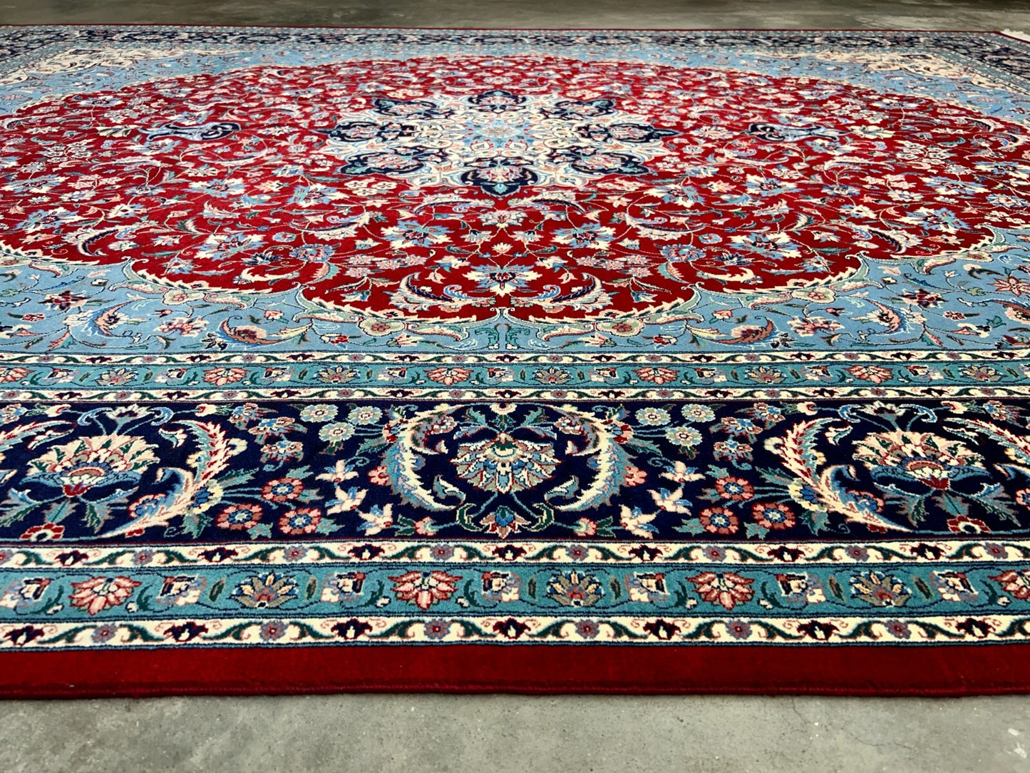9'1" x 11'11" Very Fine Hand-Knotted 100% Wool Carpet - Tabrize Design Area Rug