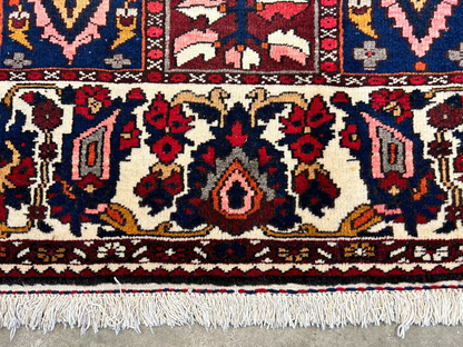 6'10"x10'1" Hand-Knotted 100% Lamb Wool Bakhtiarie Carpet - Area Rug