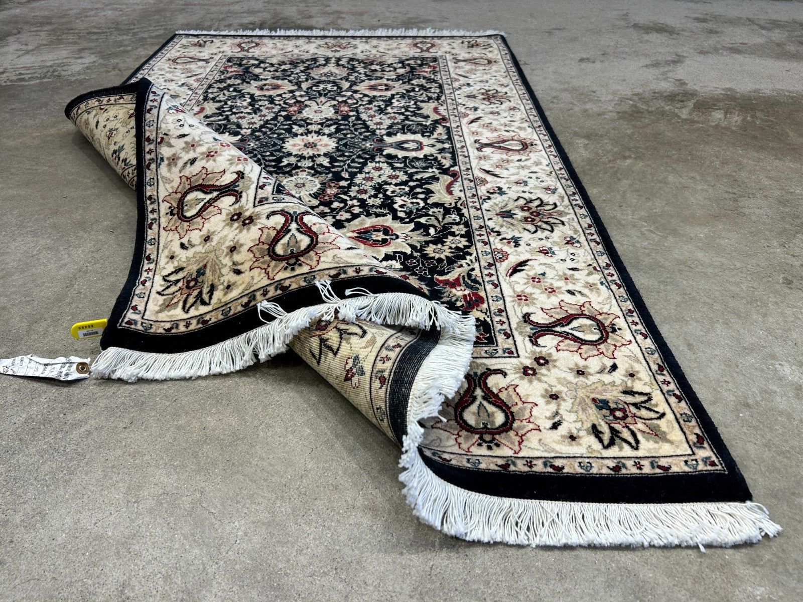 3'1"x5' Hand-Knotted 100% Wool Pile Lahovere Rug