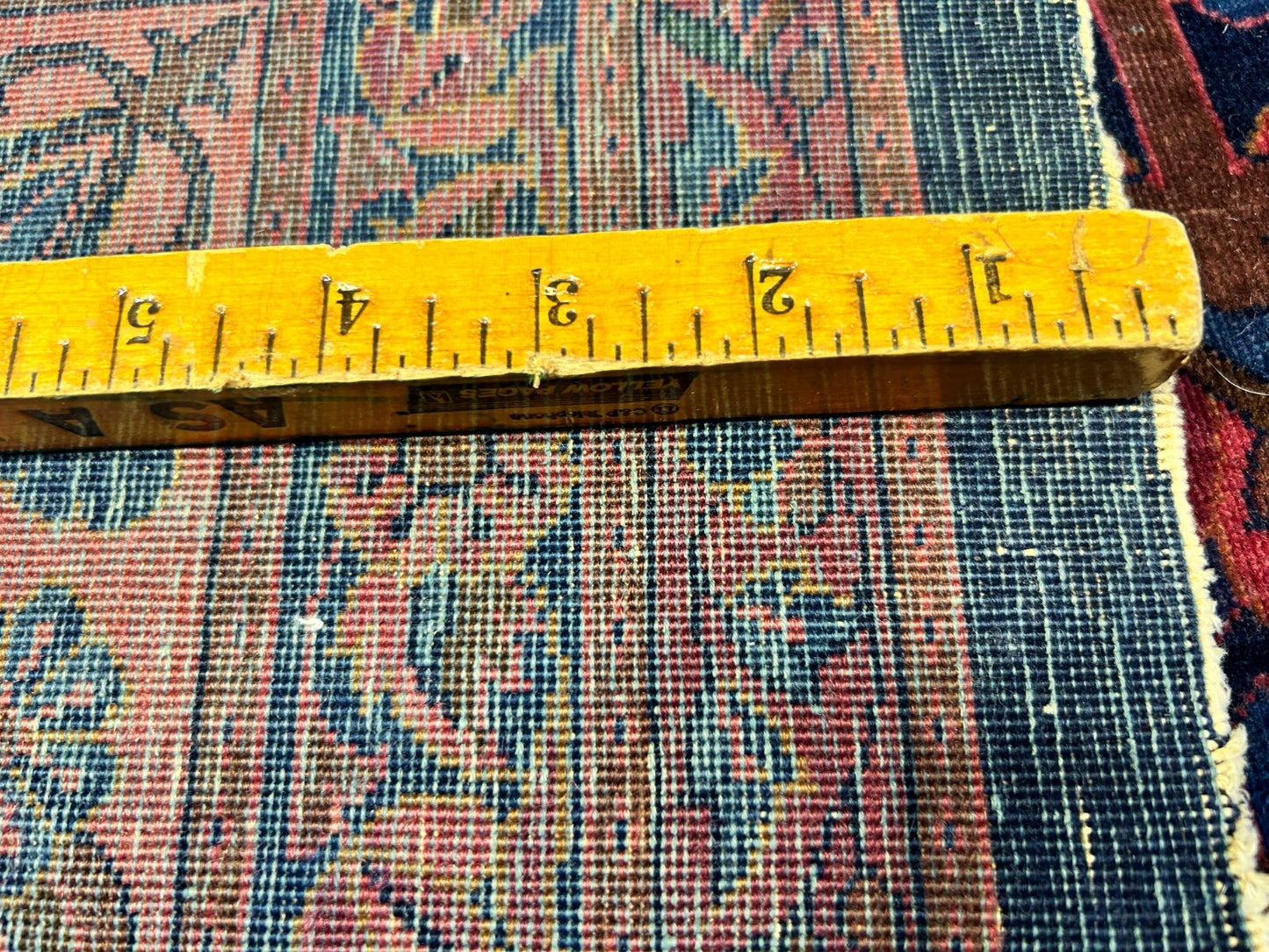 Collector Antique 8'6"x12' Extra Fine Hand-Knotted Wool Kashane Rug