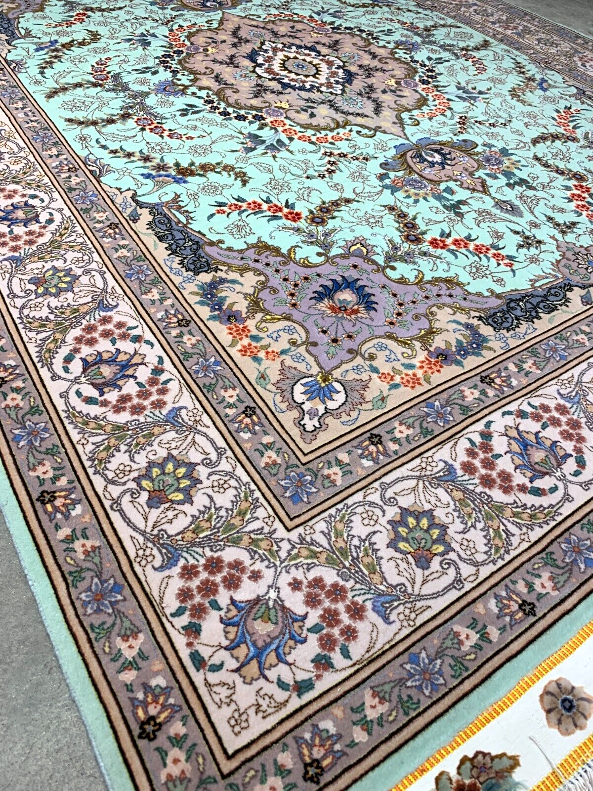 4'10"x7' Extremely Fine Hand-Knotted Wool & Silk Blend Tabrize Carpet - Area Rug