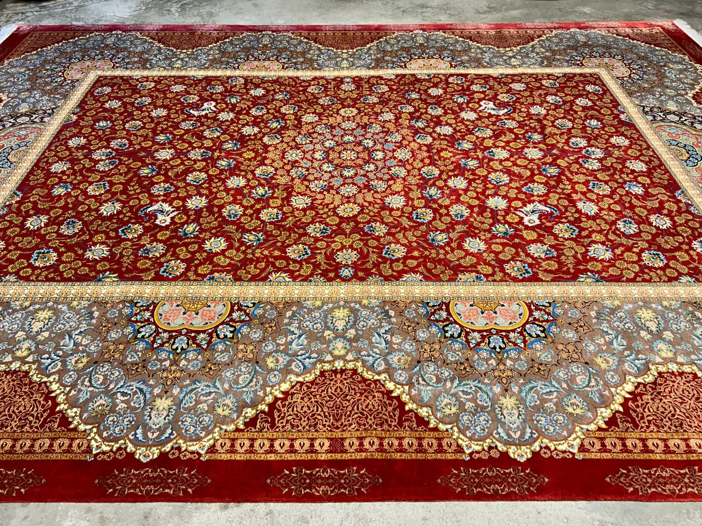 9'8"x13'6" Exquisite Signed Hand-Knotted 100% Silk Qume Rug