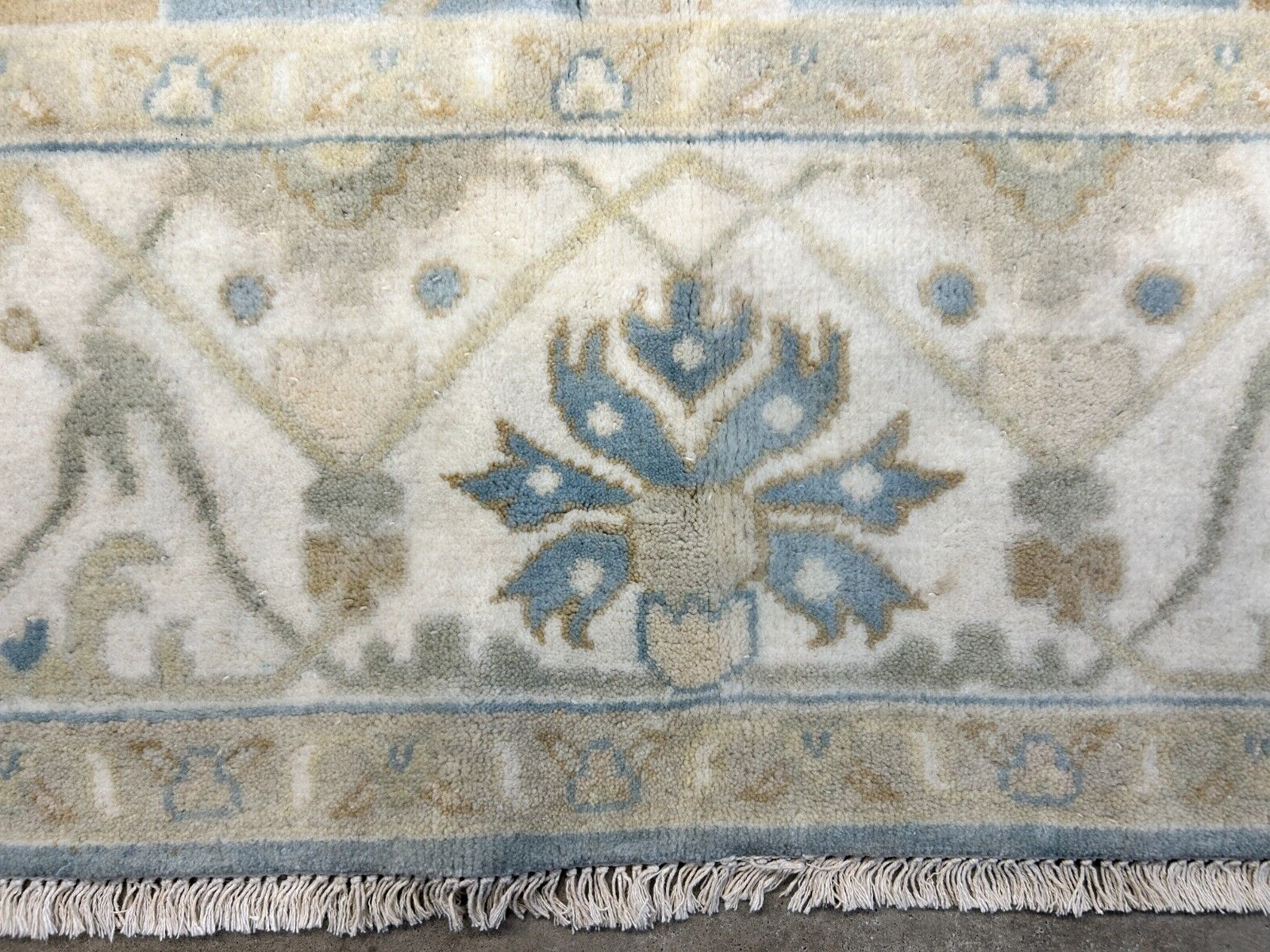 7'10" x 10'0" Hand-Knotted 100% Wool Carpet - Indian Oushak Area Rug