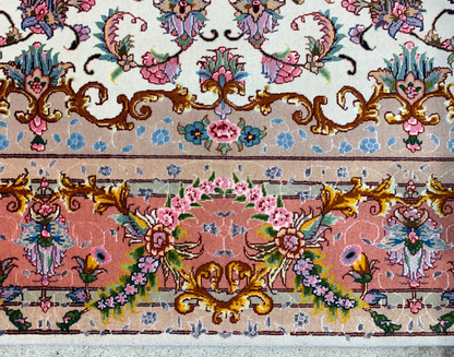 4'11"x6'9" Very Fine Hand-Knotted Wool & Silk Blend Tabrize Rug