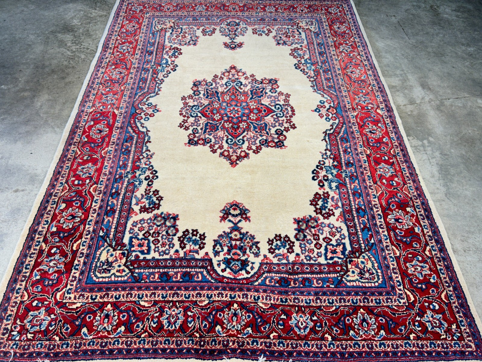 6'2"x9' Hand-Knotted 100% Wool Pile Sarouke Carpet - Area Rug