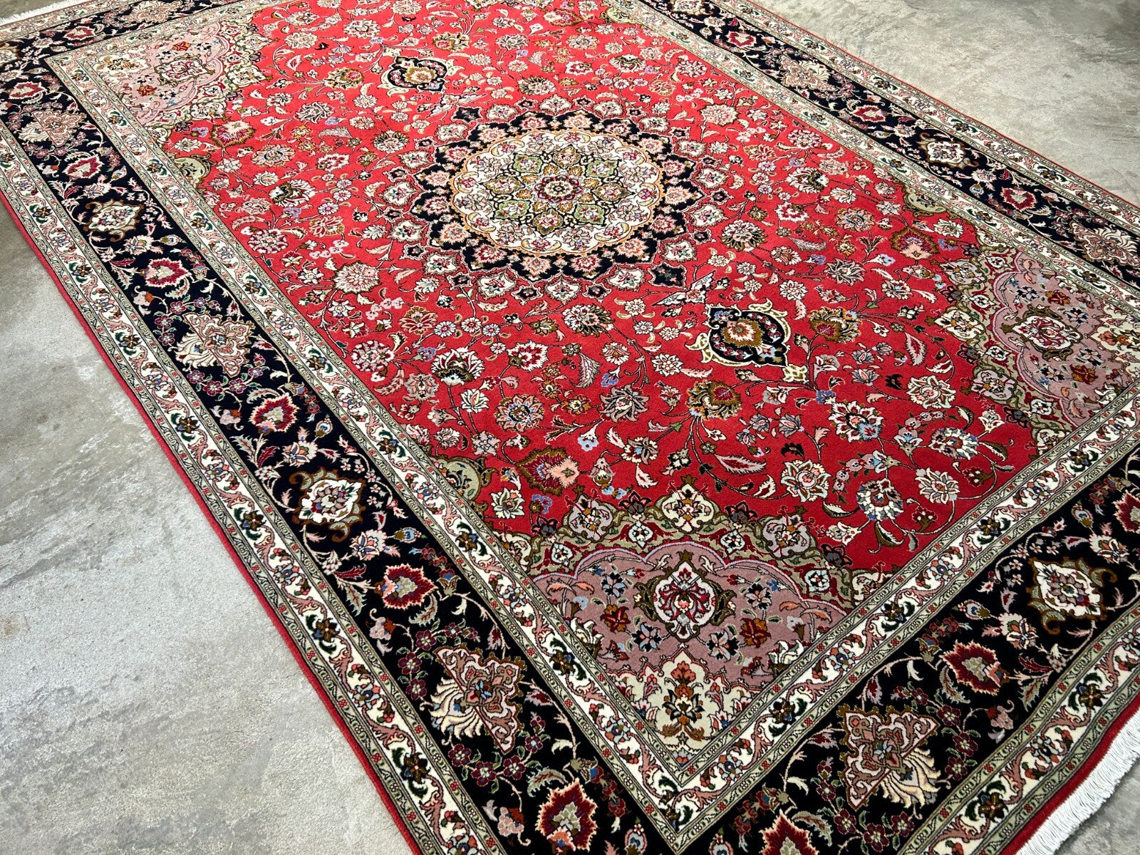 6'7"x9'10" Fine Hand-Knotted Wool & Silk Blend Tabrize Carpet - Area Rug