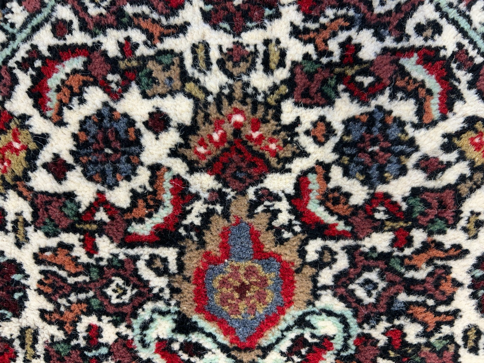 3'10"x5'10" Hand-Knotted 100% Wool Pile Indobijar Area Rug - Carpet
