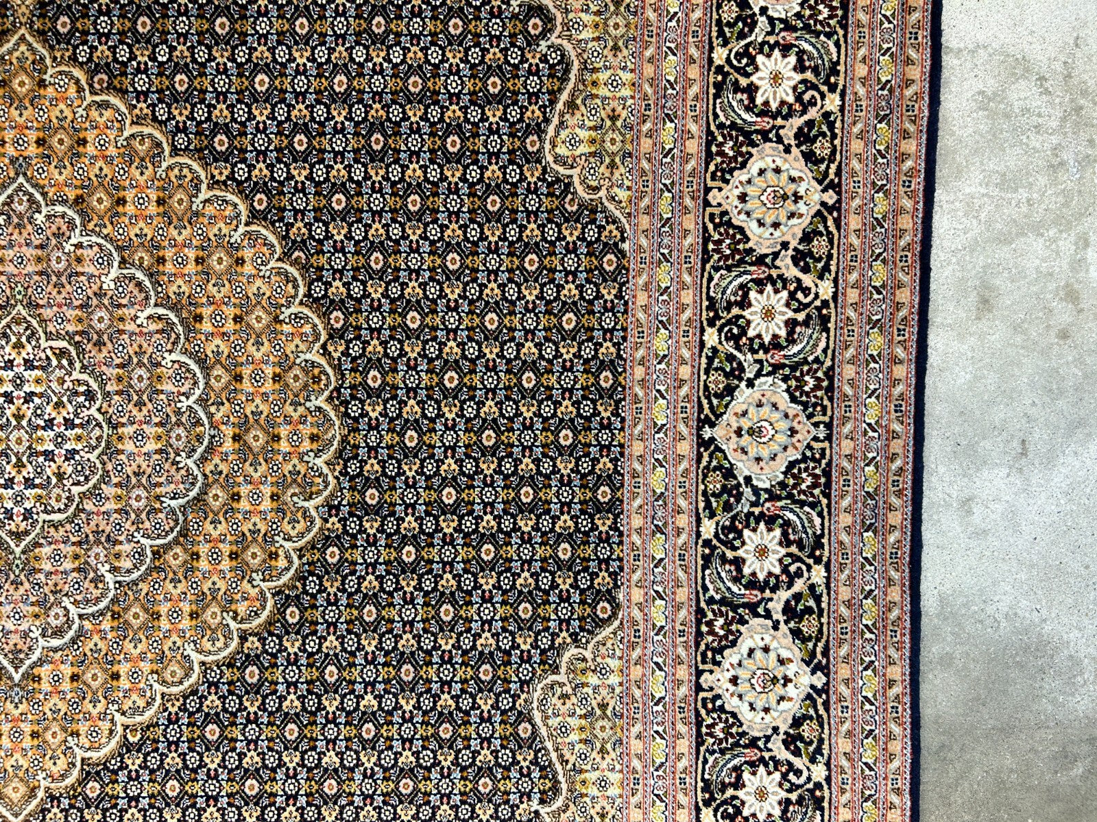 6'7"x9'9" Fine Hand-Knotted Wool & Silk Blend Tabrize Mahi Carpet - Area Rug