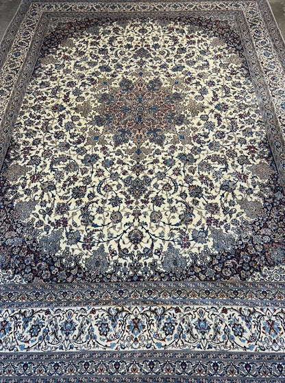 10'3"x14'1" Extra Fine Hand-Knotted Wool & Silk Naine Rug