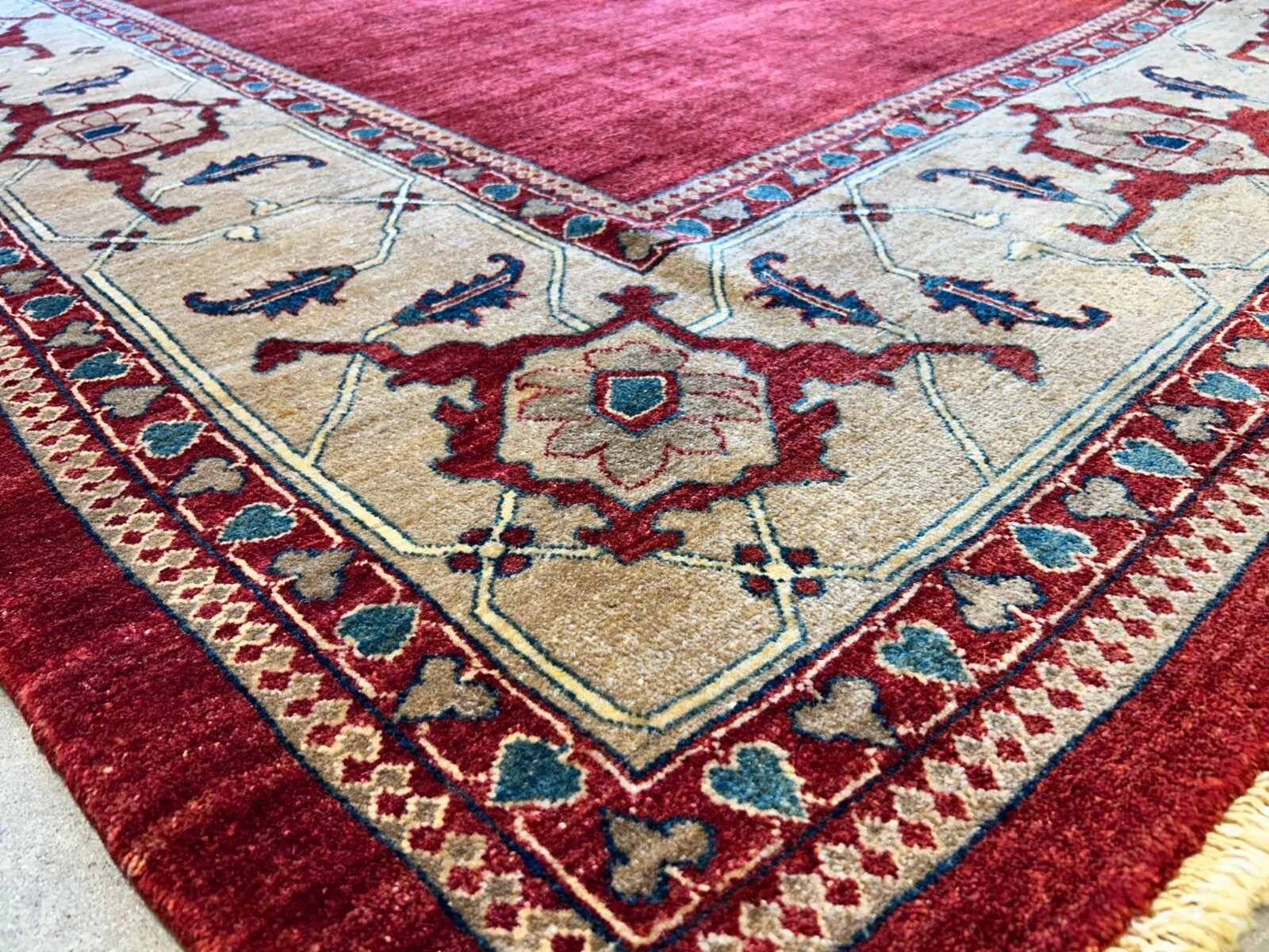 8'10"x11'8" Hand-Knotted 100% Wool Pile Tabrize Rug