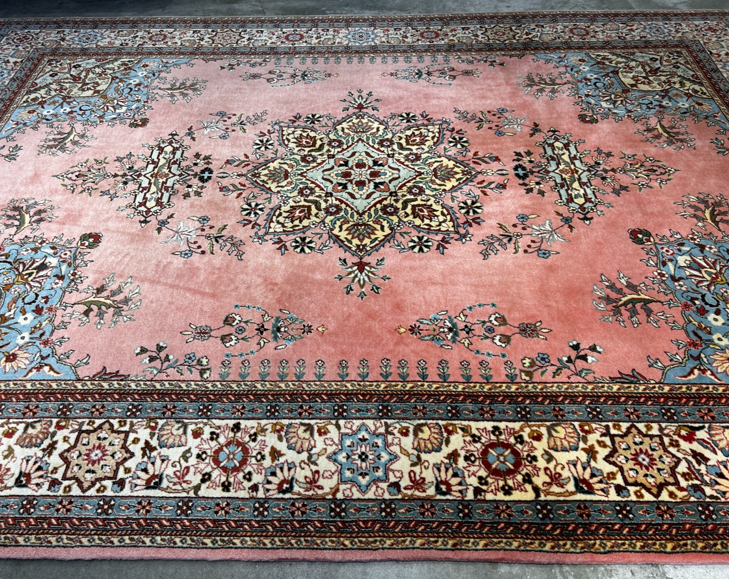 8'4" x 11'10'' Hand-Knotted 100% Wool Pile Romany Area Rug