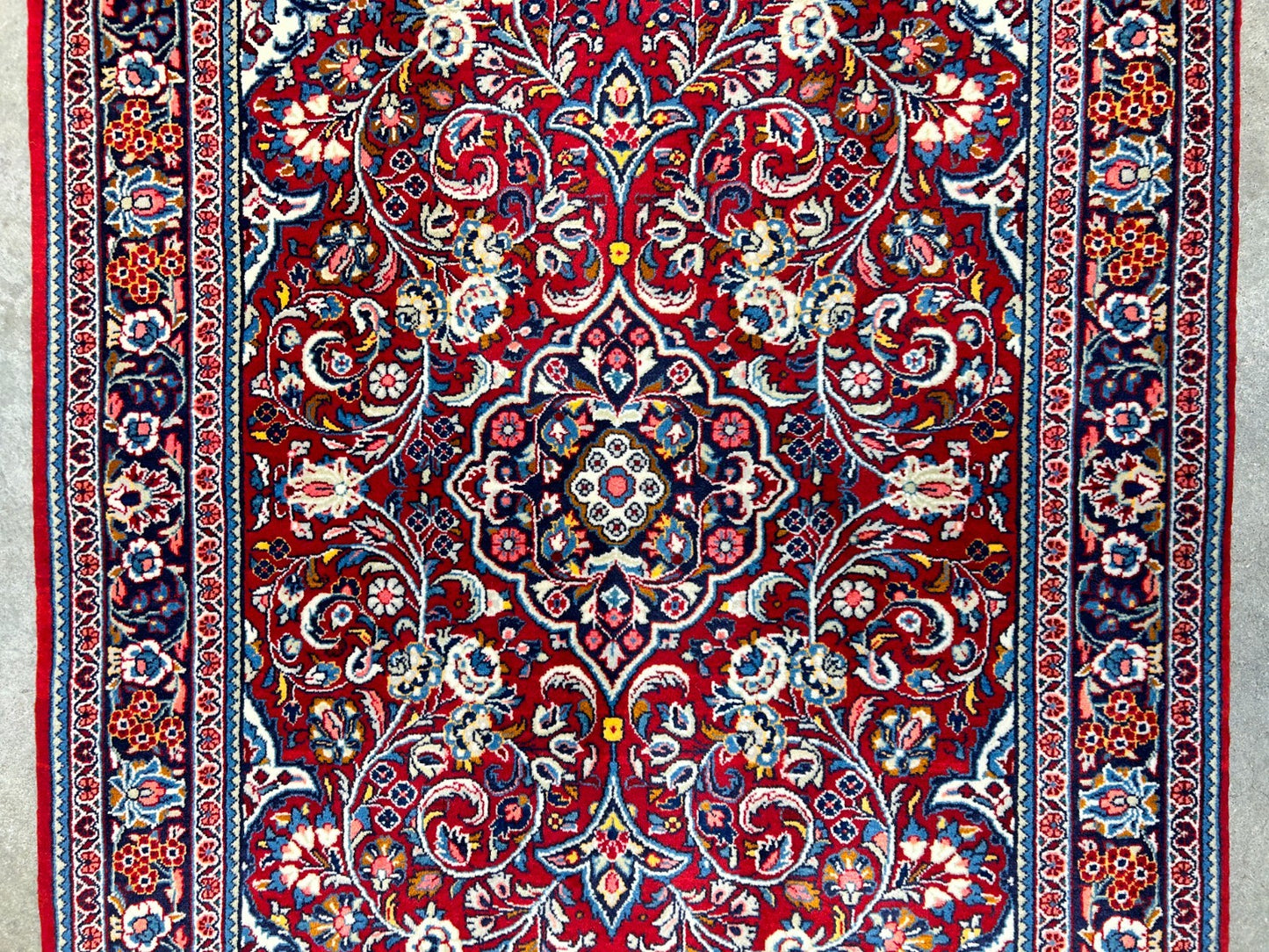3'5"x5'2" Hand-Knotted 100% Wool Pile Sarouke Rug
