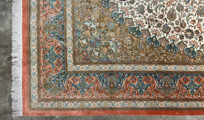 9'10"x13' Exquisite Signed Hand-Knotted 100% Silk Qume Rug