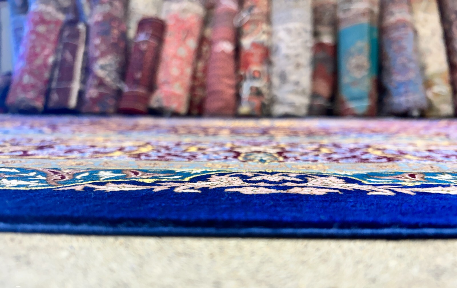 9'7"x12'10" Exquisite Signed Hand-Knotted 100% Silk Qume Rug