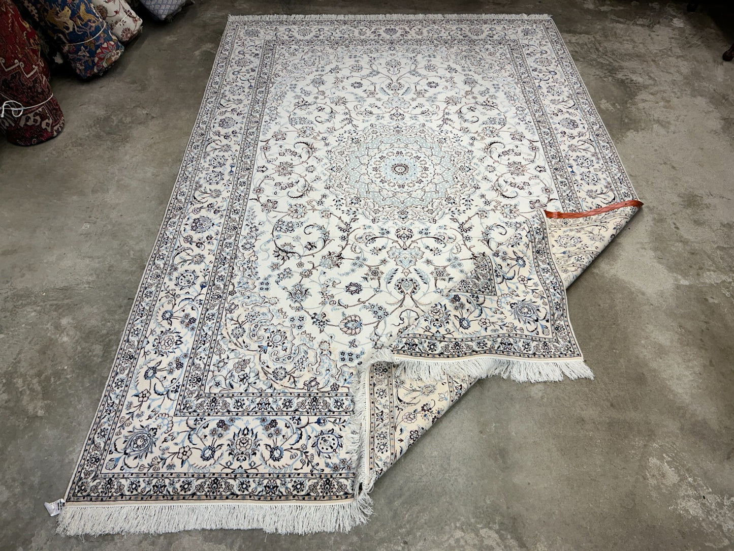 8'4"x12'1" Extra Fine Hand-Knotted Wool & Silk Naine Rug