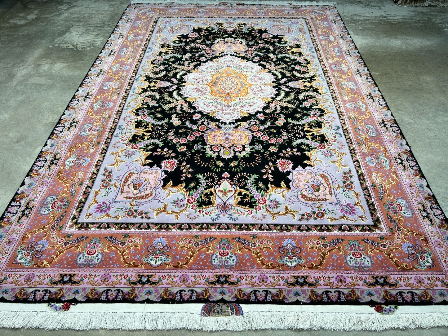 6'8"x10' Extra-Fine Hand-Knotted Wool & Silk Blend Tabrize Carpet - Area Rug