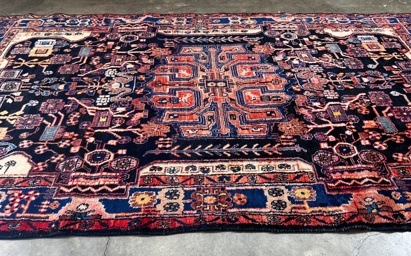 5'4" x 9'8'' Hand-Knotted 100% Lamb Wool Pile Nahavande Area Rug - Carpet
