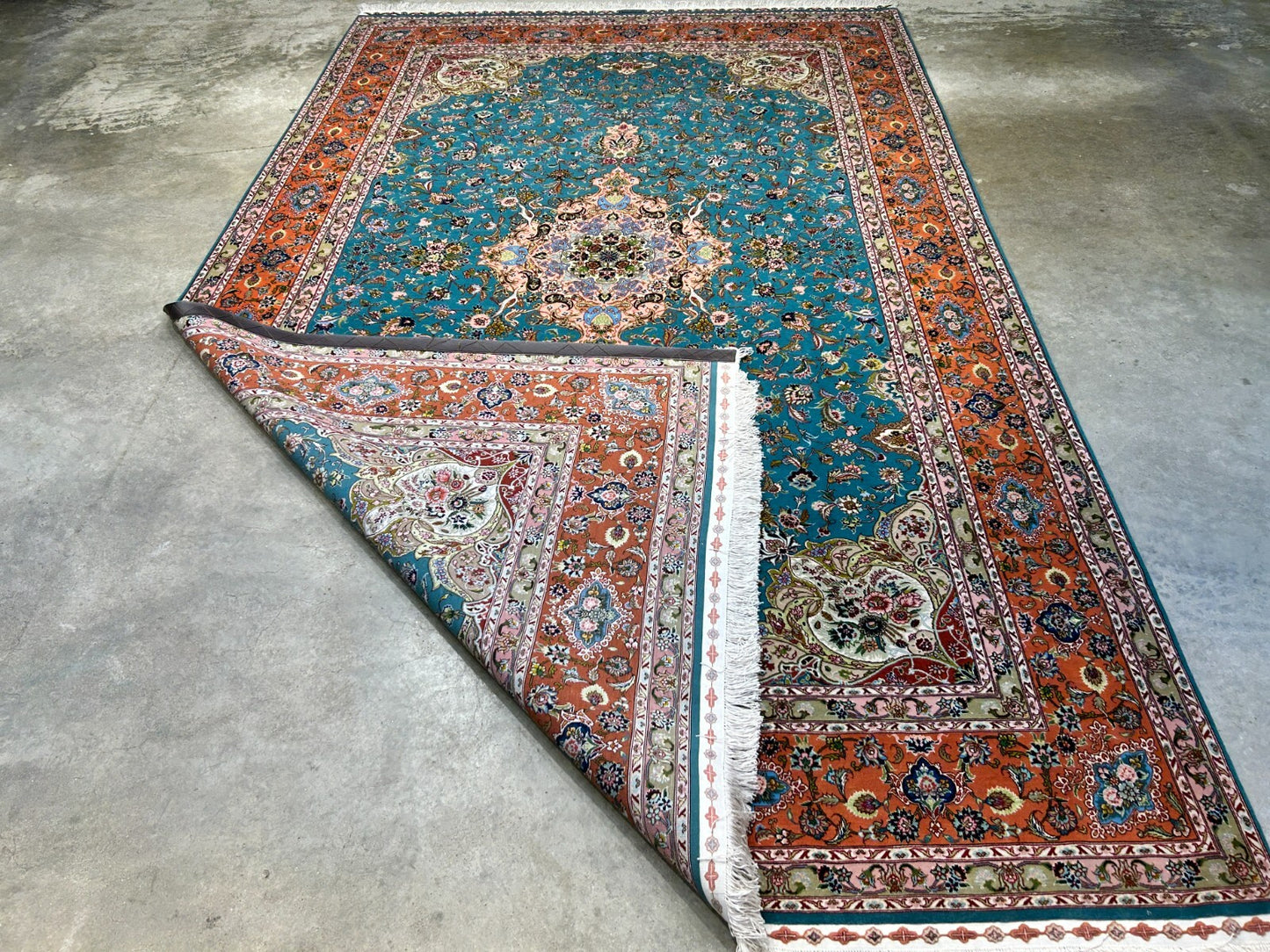 5'9"x9'5" Extra-Fine Hand-Knotted Wool & Silk Blend Tabrize Carpet - Area Rug