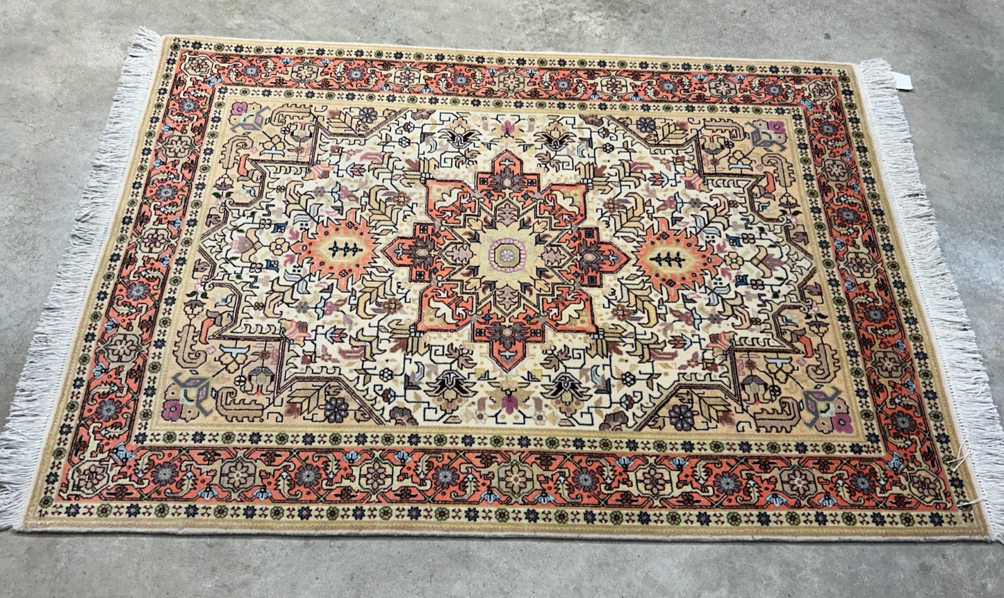 3'4"x4'10'' Hand-Knotted Silk & Wool  Pile Tabrize Area Rug