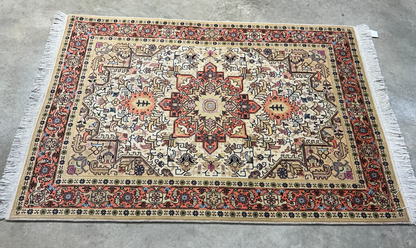 3'4"x4'10'' Hand-Knotted Silk & Wool  Pile Tabrize Area Rug