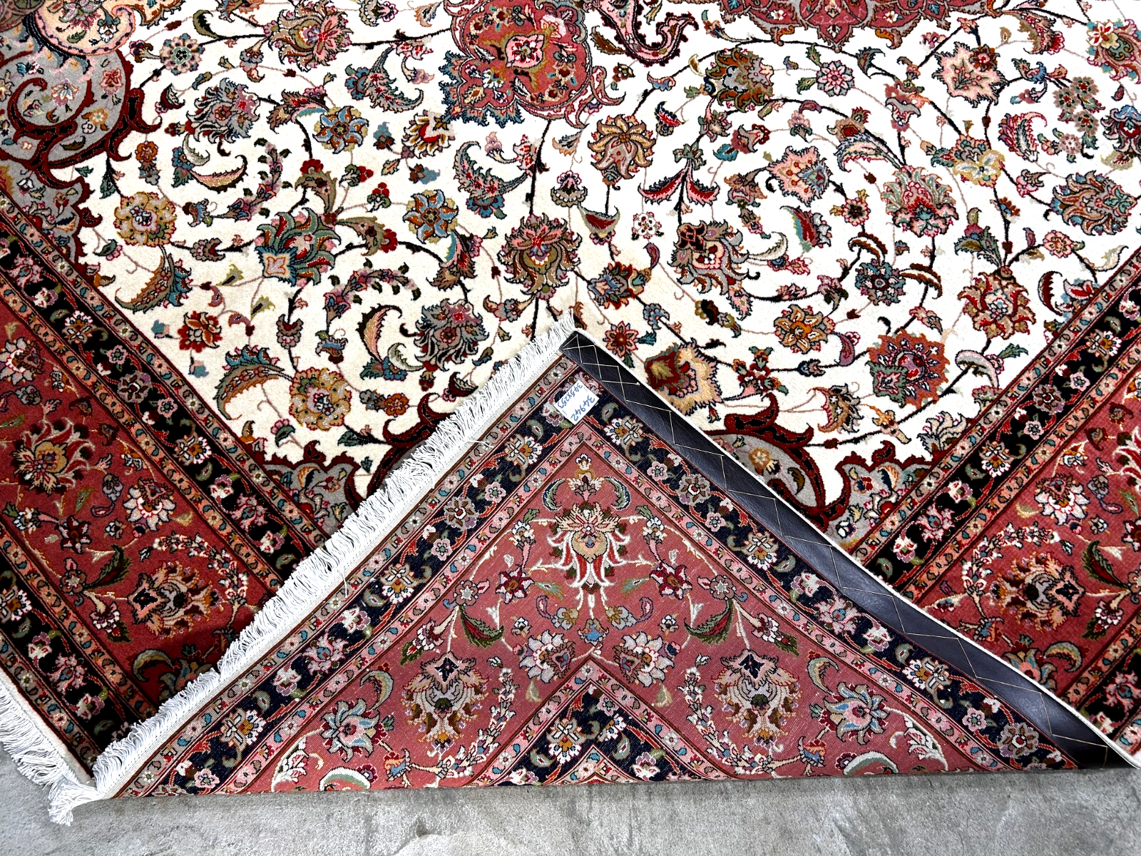 8'3"x11'3" Fine Hand-Knotted Wool & Silk Tabrize Rug