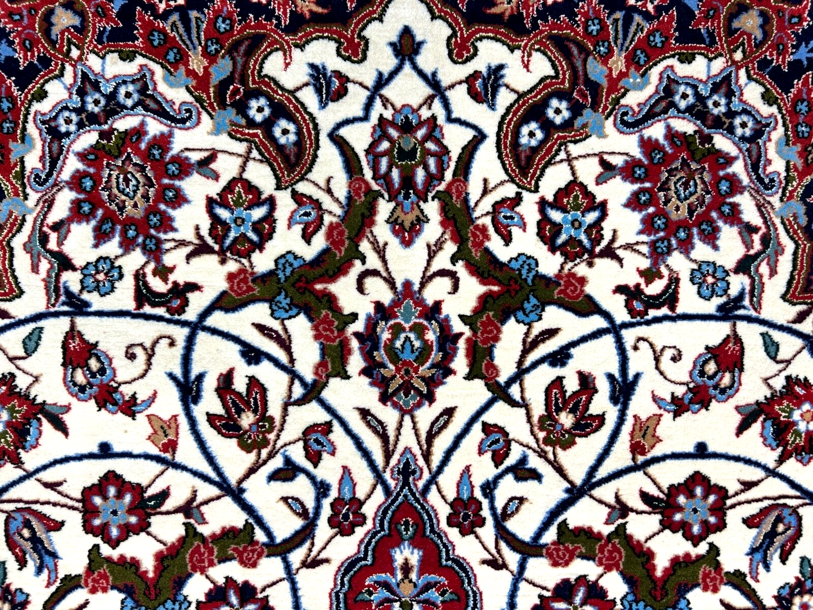 6'6"x10'2" Extra-Fine Hand-Knotted Wool & Silk  Isfahane Seirafian Rug - Signed