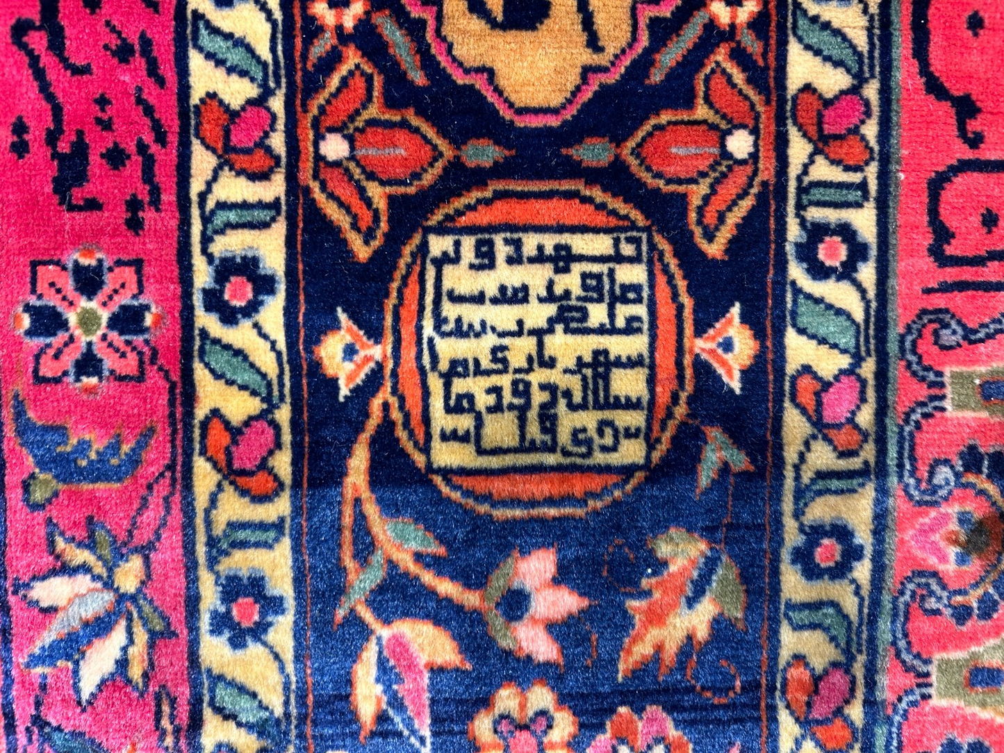 4'1"x6'10" Collector Antique Extra Fine Hand-Knotted 100% Wool Kashane Rug