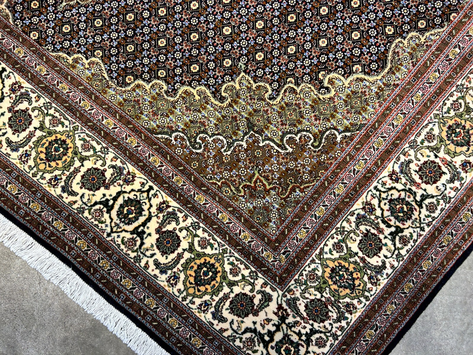 6'6"x6'8" Very Fine Hand-Knotted Wool & Silk Tabrize Rug