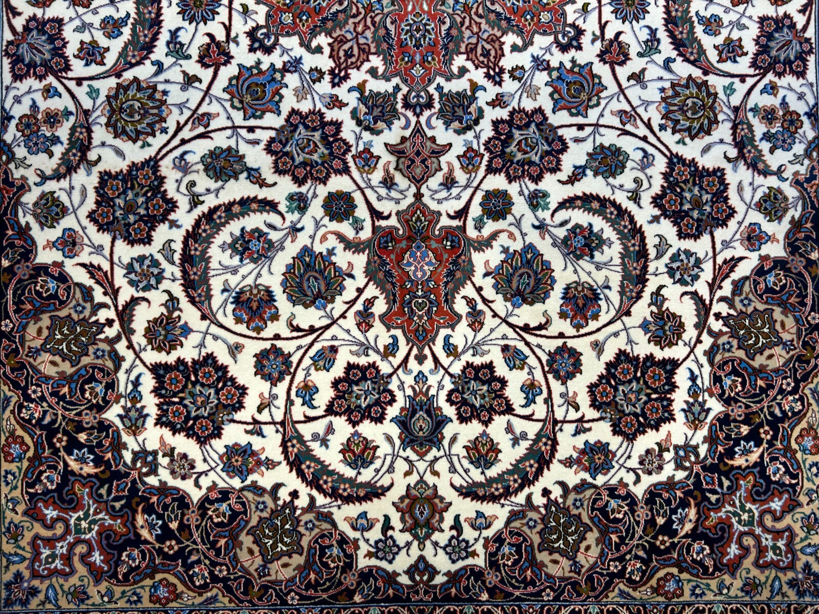 6'9"x9'10" Extra Fine Hand-Knotted Wool & Silk Isfahane Seirafian Rug