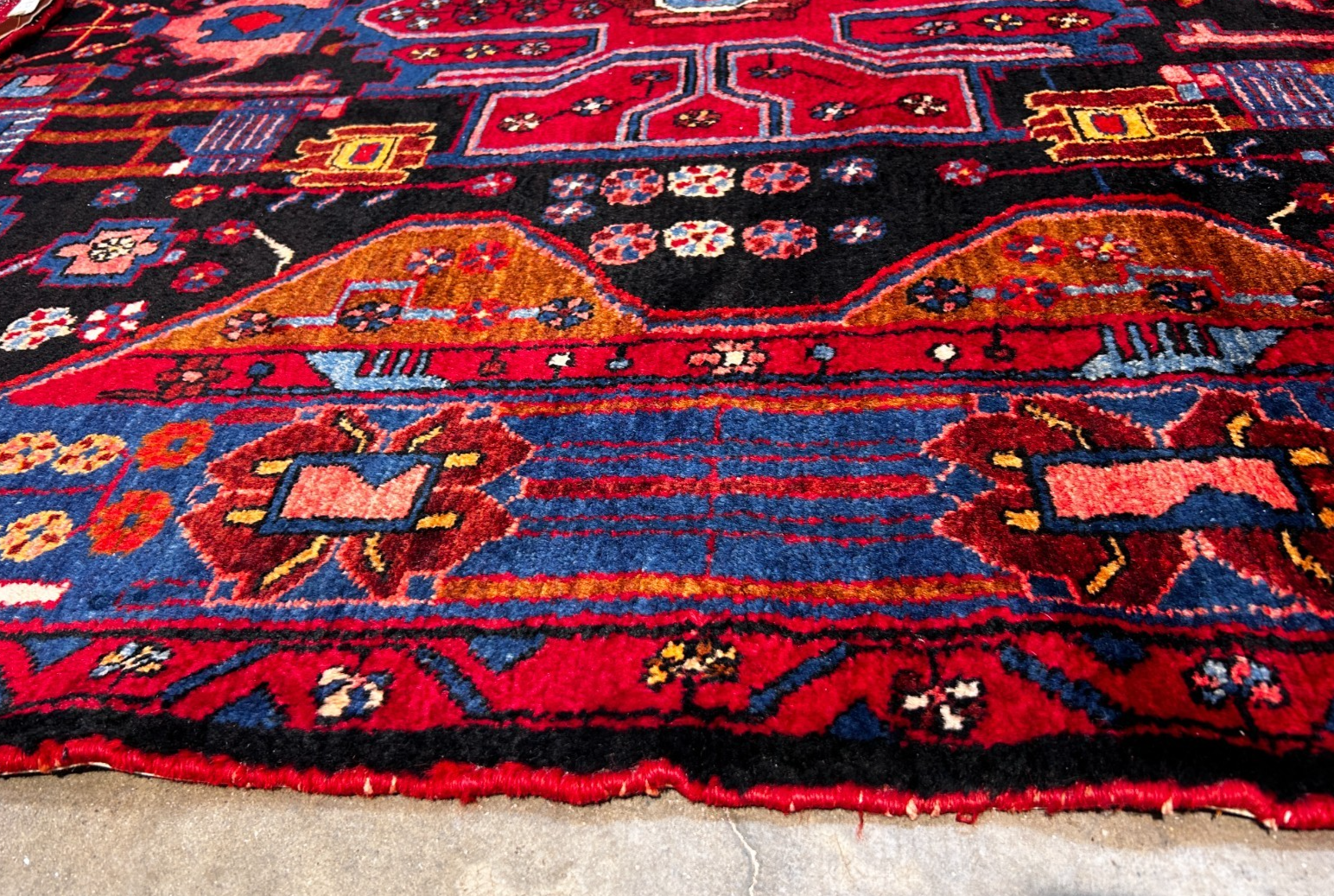 5'4" x 10' Hand-Knotted 100% Wool Pile Hamadane Area Rug