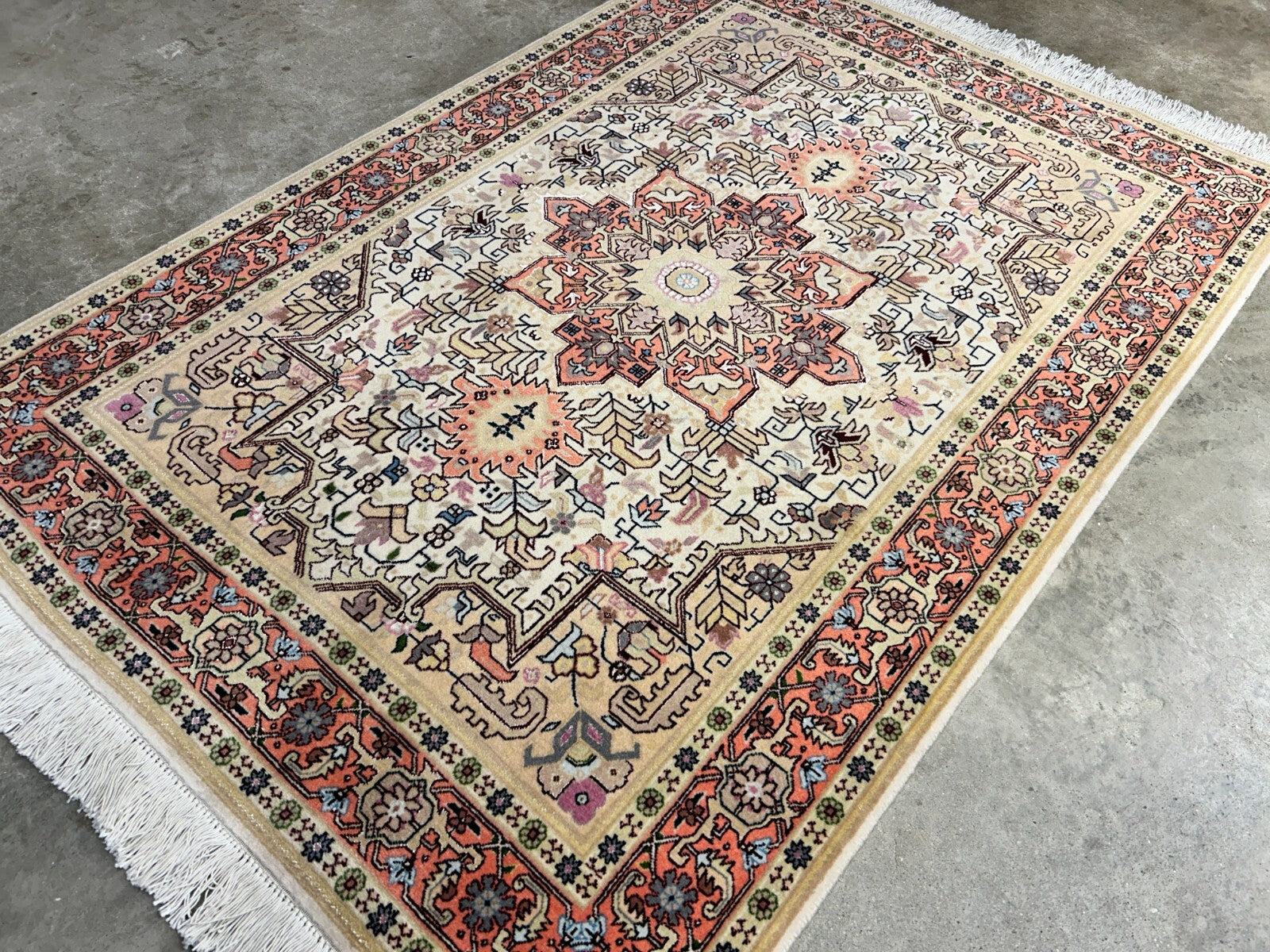 3'4"x4'10'' Hand-Knotted Silk & Wool  Pile Tabrize Area Rug