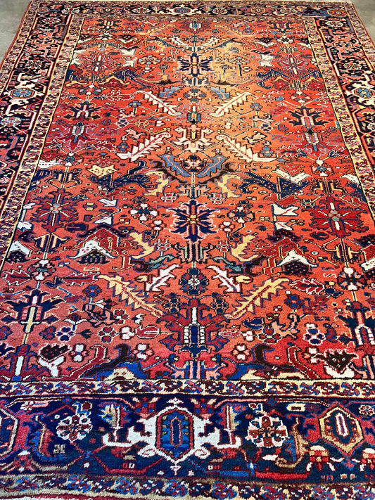 Collector Item - 8'6"x11'4" Antique Fine Wool Herize Hand-Knotted Rug