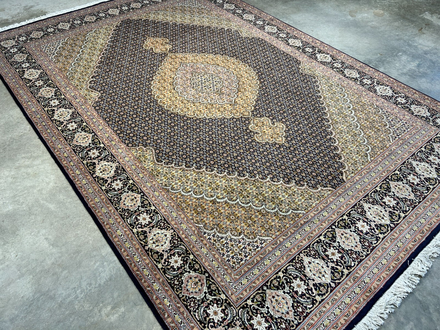 6'7"x9'9" Fine Hand-Knotted Wool & Silk Oriental Tabrize Rug - Area Carpet