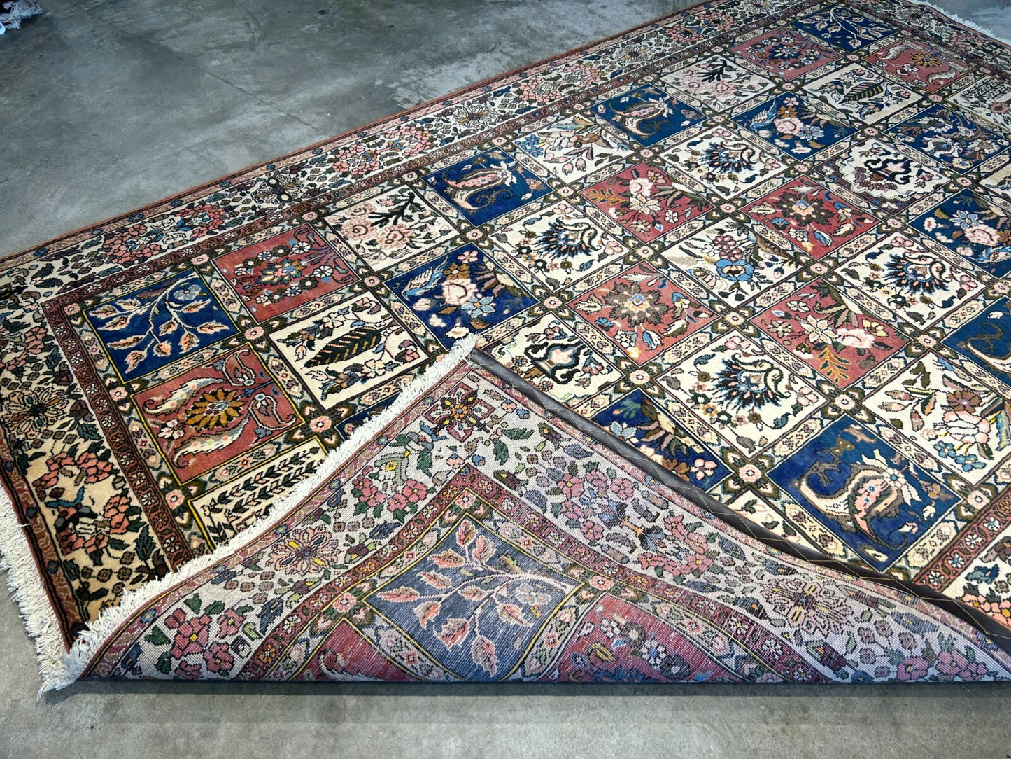 6'6"x10'0" Hand-Knotted 100% Lamb Wool Bakhtiarie Carpet - Area Rug