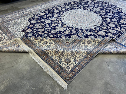 10'4"x14'3" Fine Hand-Knotted Wool & Silk Naine Rug