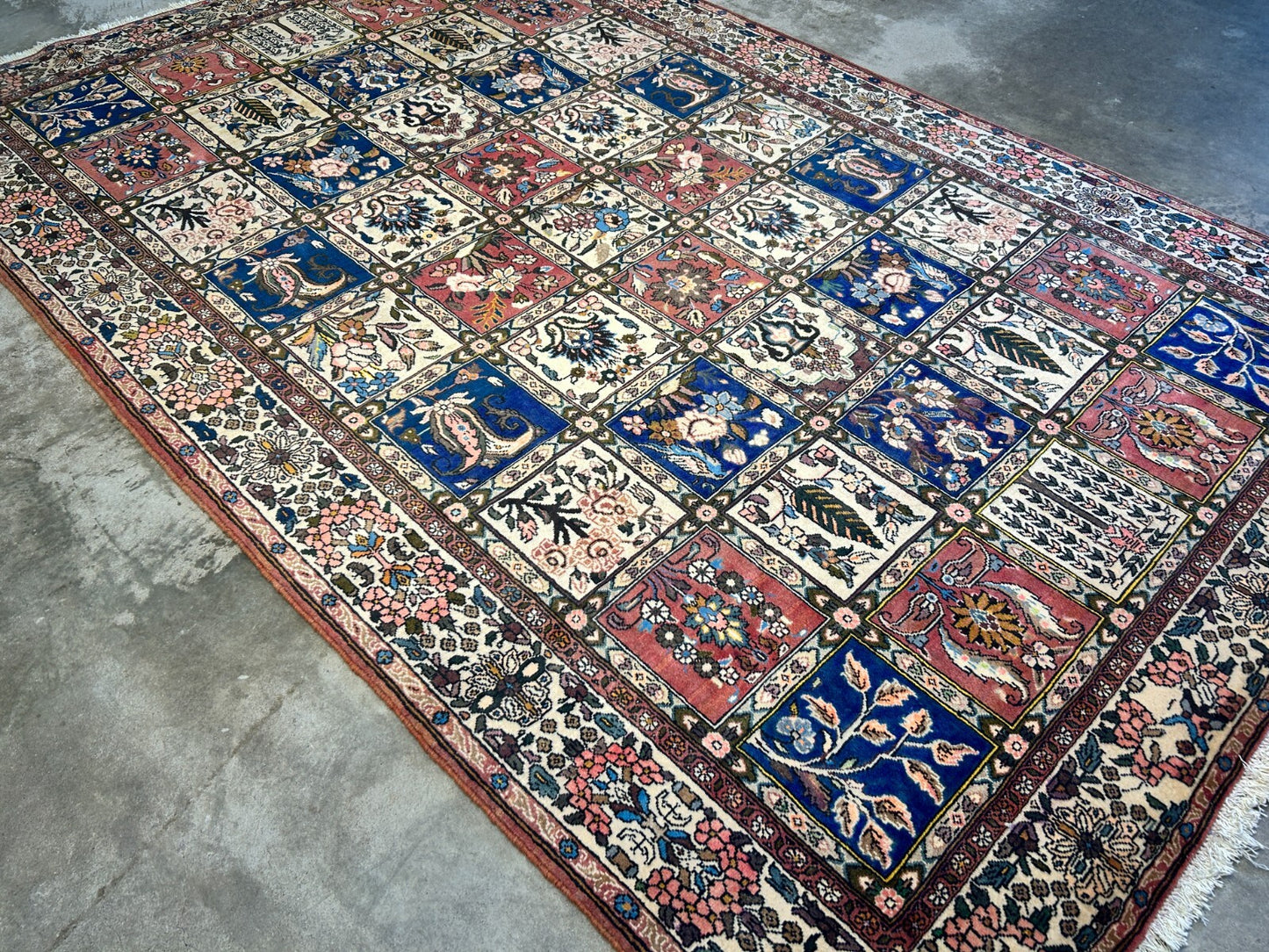 6'6"x10'0" Hand-Knotted 100% Lamb Wool Bakhtiarie Carpet - Area Rug