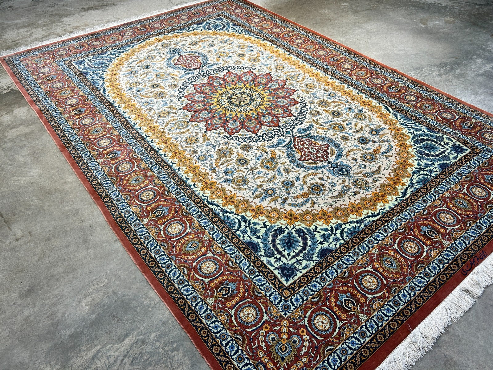 7'3"x10'7" Exquisite Extra-Fine Hand-Knotted 100% Silk Qume Carpet - Area Rug