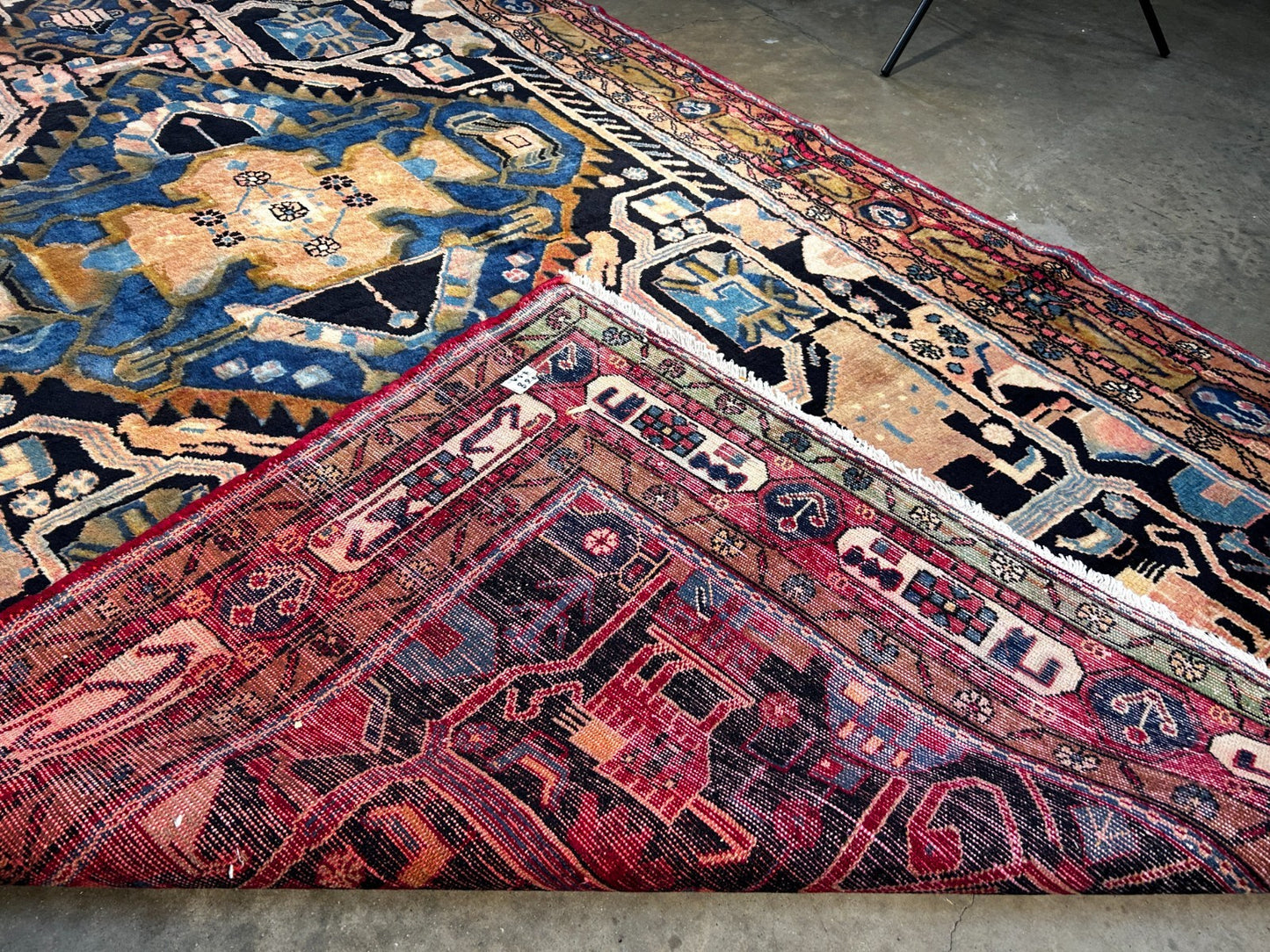 5'1" x 9'4" Hand-Knotted 100% Wool Carpet -  Hamadane Area Rug
