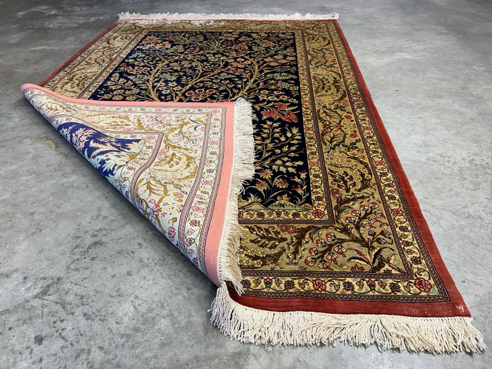 3'3"x4'11" Exquisite Extra-Fine Hand-Knotted 100% Silk Tree of Life Area Rug