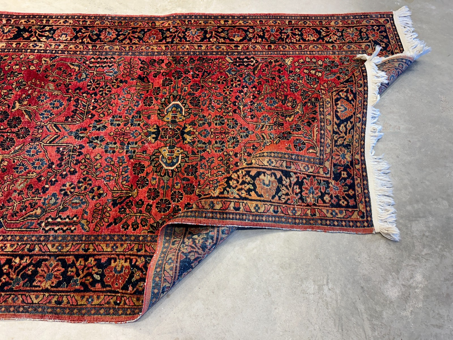 4'3"x6'9" Antique Hand-Knotted 100% Wool Pile Sarouke Area Rug - Carpet