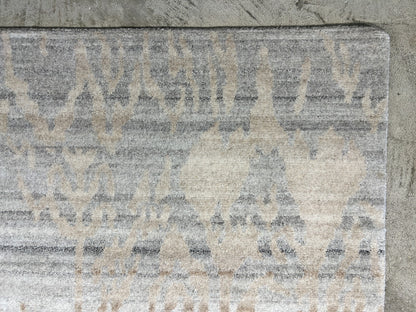 6'x8'11" Hand-Knotted 100% Wool Pile Modern Rug