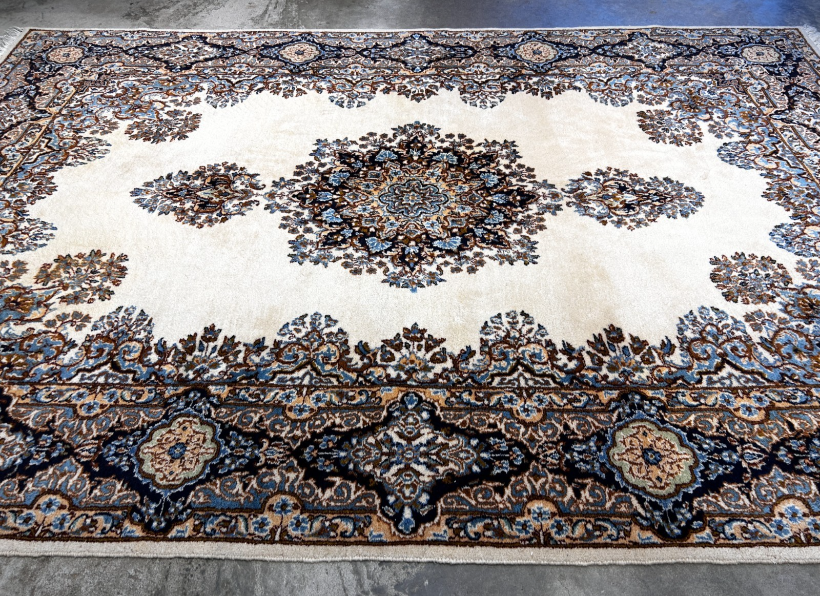 7'4"x10'10" Hand-Knotted 100% Wool Kermane Area Rug - Carpet