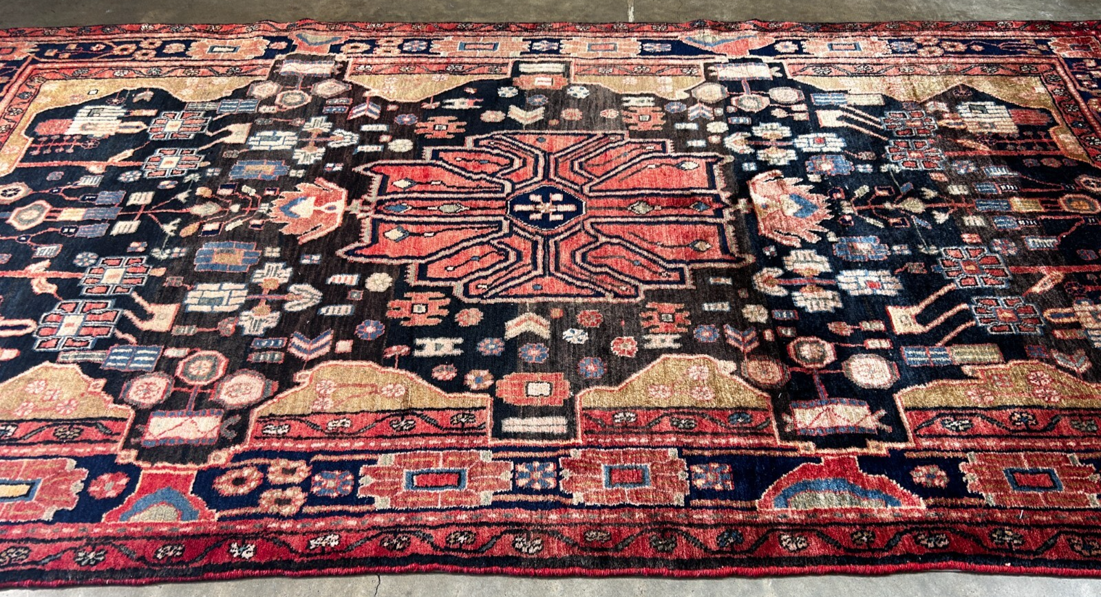 5'3" x 9'11" Hand-Knotted 100% Lamb Wool Pile Nahavande Area Rug - Carpet