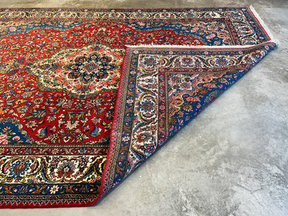 8'4"x11'11" Hand-Knotted 100% Wool Pile Bakhtiarie Rug