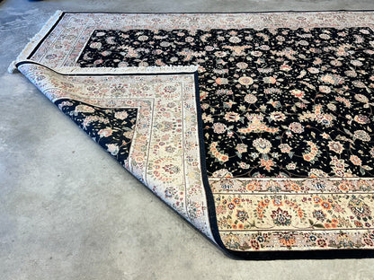 8'9"x11'6" Hand-Knotted Wool & Silk Blend Oriental Rug