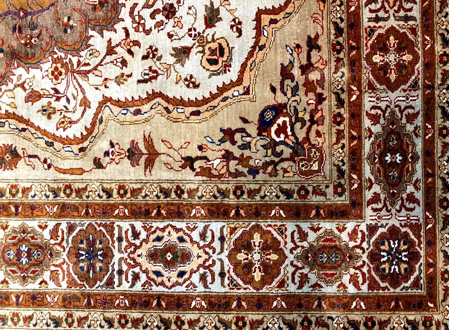 3'10'' x 5'4" Very Fine Hand-Knotted 100% Silk Afghan Area Rug