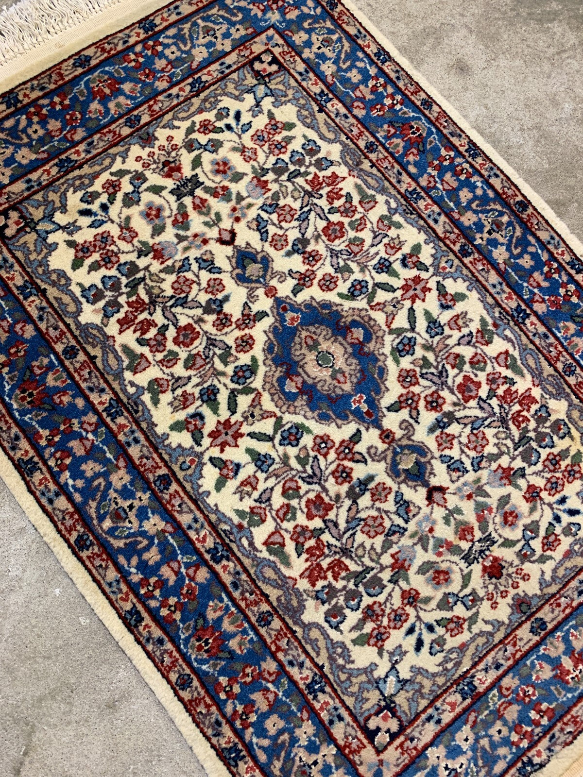 2'x3' Hand-Knotted Wool Oriental Rug - Area Carpet